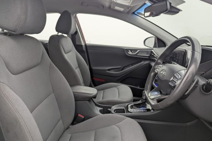 2025 Hyundai Ioniq