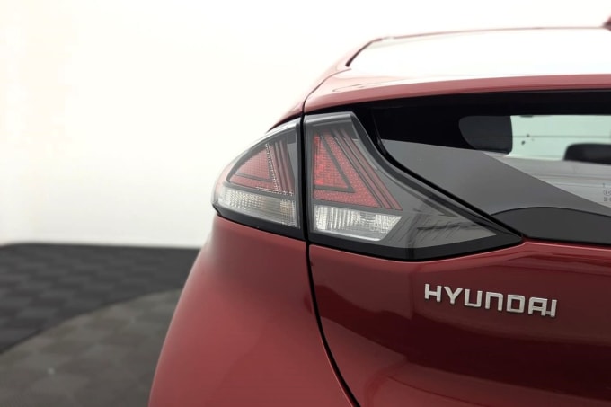 2025 Hyundai Ioniq