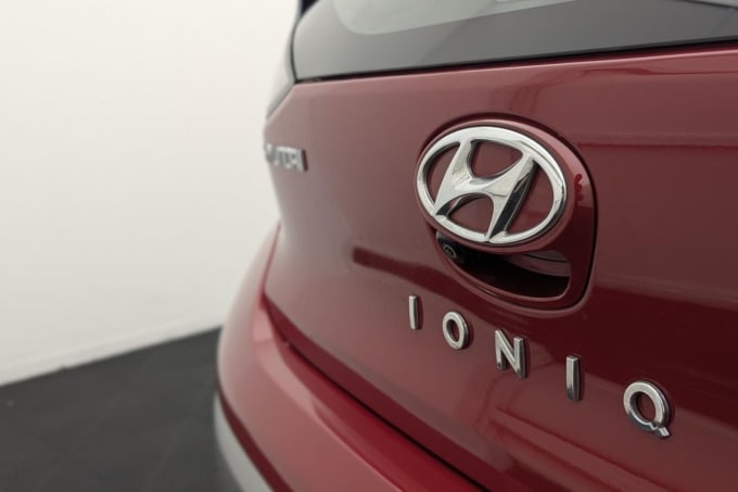 2025 Hyundai Ioniq