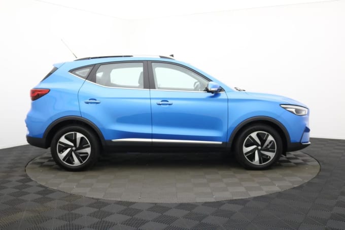 2025 Mg Mg Zs