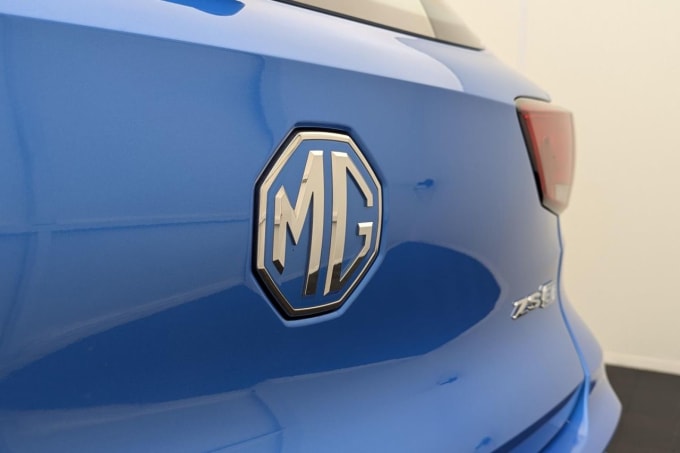 2025 Mg Mg Zs
