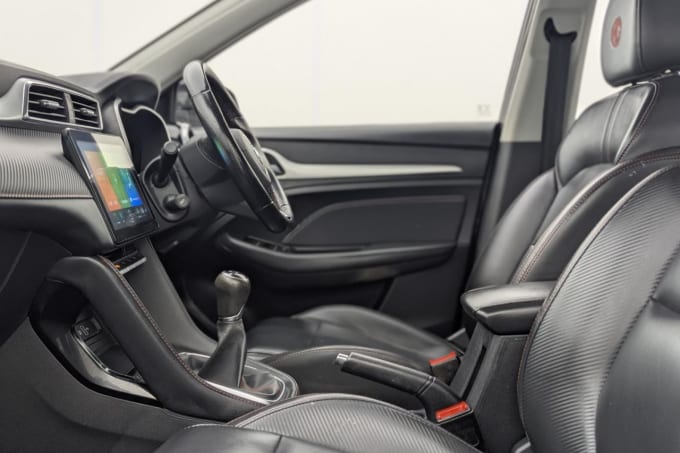 2025 Mg Mg Zs