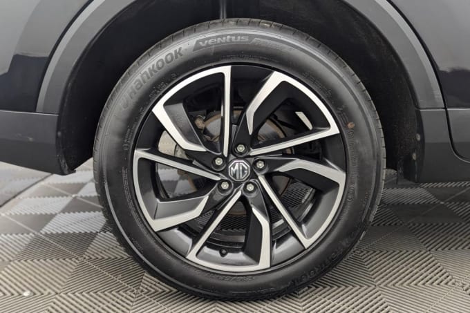 2025 Mg Mg Zs