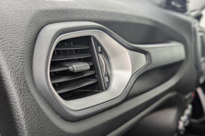 2025 Jeep Renegade