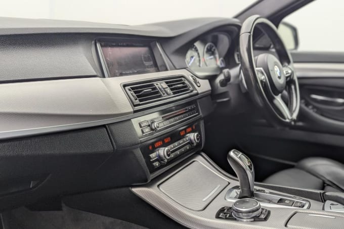2025 BMW 5 Series