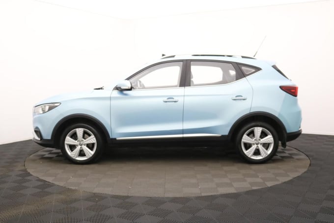 2025 Mg Mg Zs