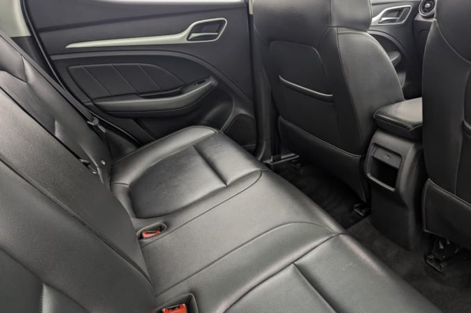 2025 Mg Mg Zs