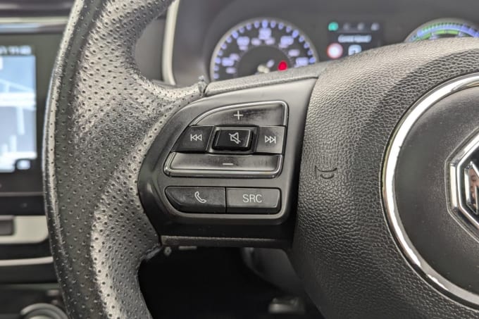 2025 Mg Mg Zs