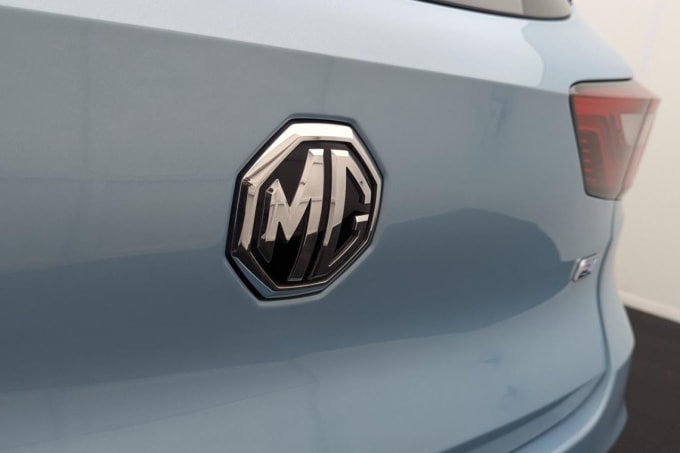 2025 Mg Mg Zs