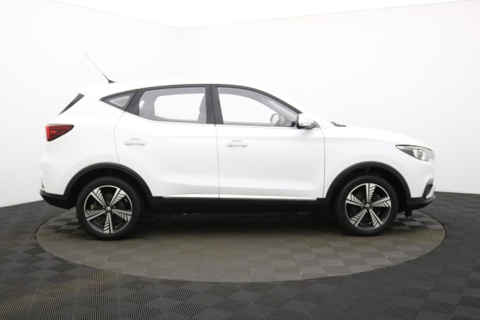 2025 Mg Mg Zs