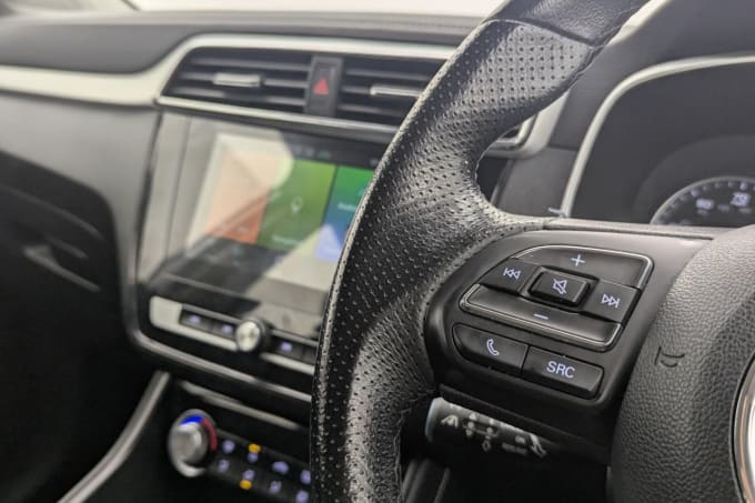 2025 Mg Mg Zs