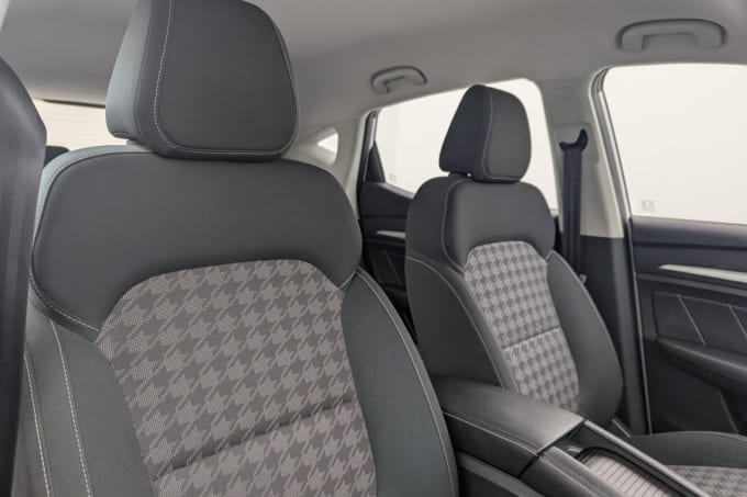 2025 Mg Mg Zs
