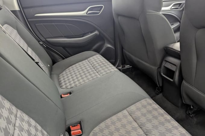 2025 Mg Mg Zs
