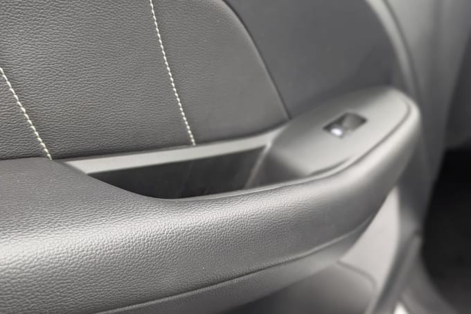 2025 Mg Mg Zs