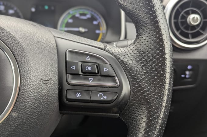 2025 Mg Mg Zs