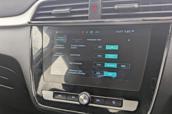 2025 Mg Mg Zs