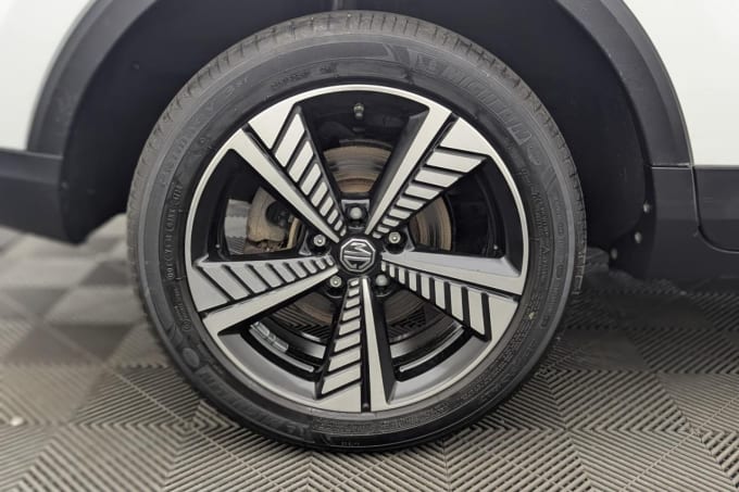 2025 Mg Mg Zs