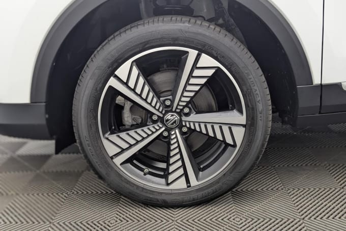 2025 Mg Mg Zs