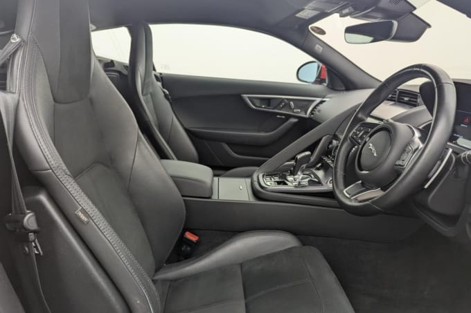 2025 Jaguar F-type