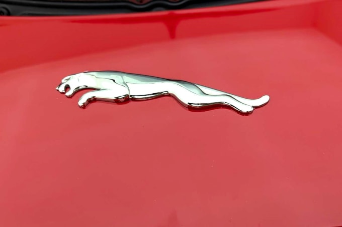 2025 Jaguar F-type
