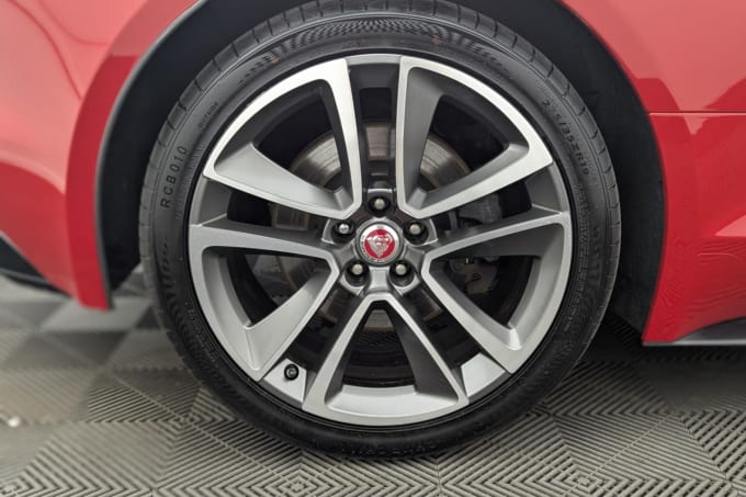 2025 Jaguar F-type