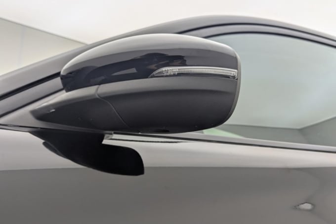 2025 Ford Mustang Mach-e