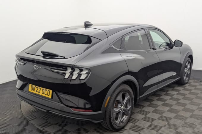 2025 Ford Mustang Mach-e