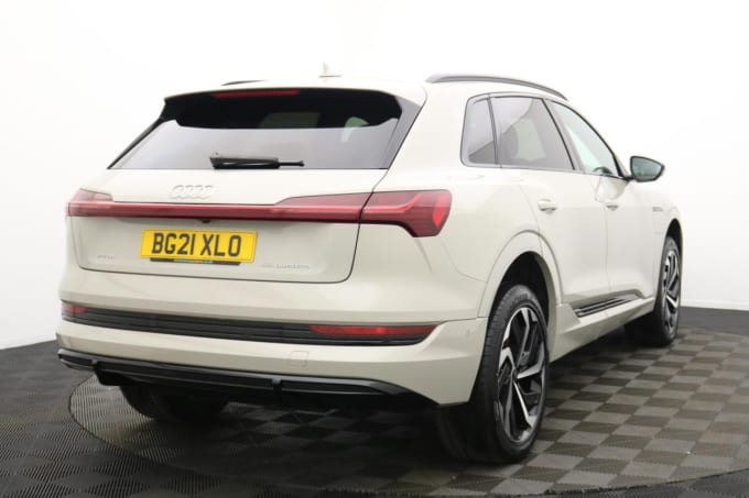2025 Audi E-tron