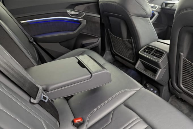 2025 Audi E-tron