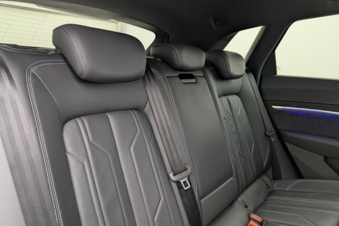 2025 Audi E-tron