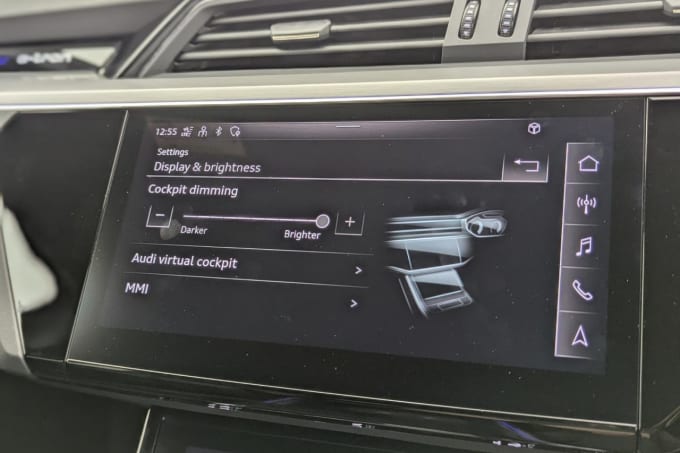 2025 Audi E-tron