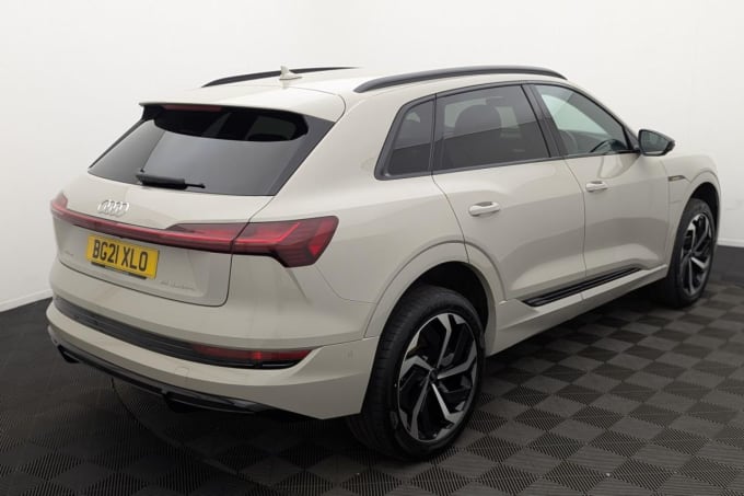2025 Audi E-tron