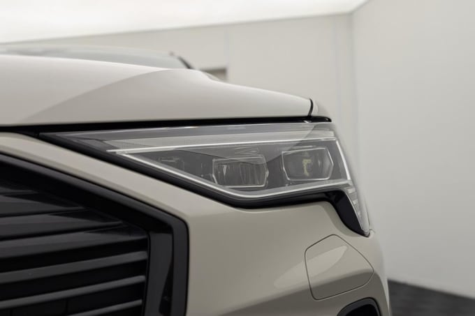2025 Audi E-tron