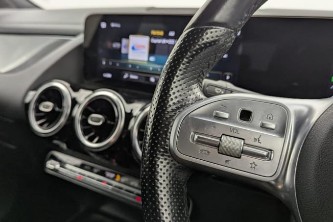 2025 Mercedes-benz Gla