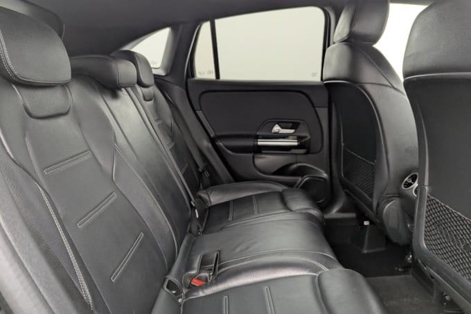 2025 Mercedes-benz Gla