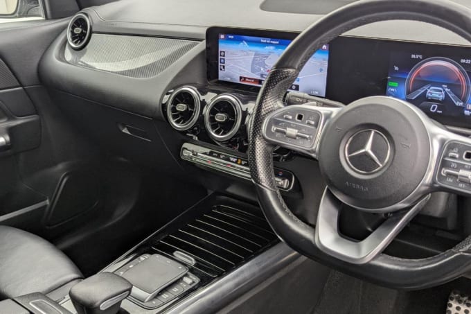 2025 Mercedes-benz Gla