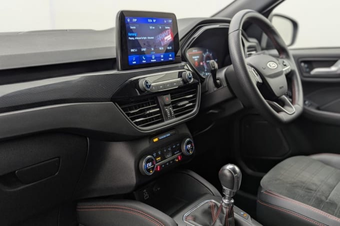 2025 Ford Kuga