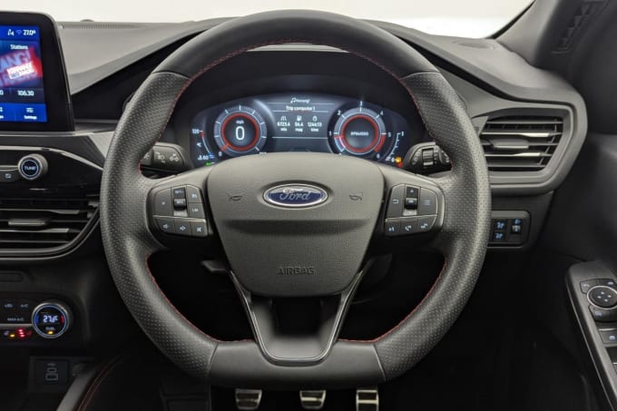 2025 Ford Kuga