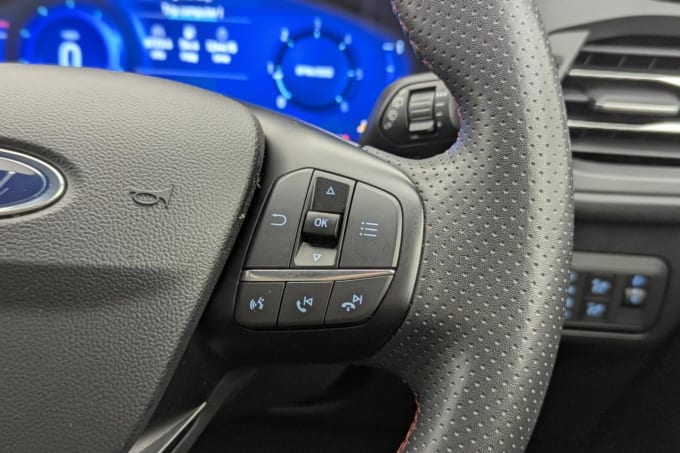 2025 Ford Kuga