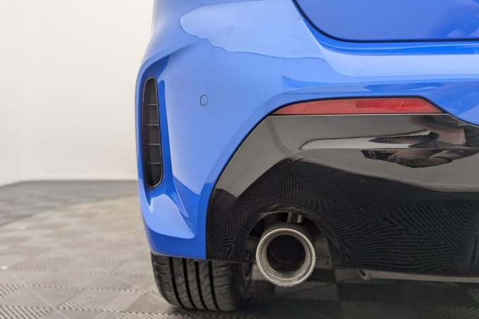 2025 BMW 1 Series