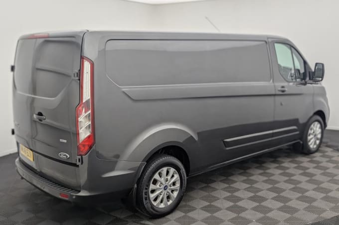 2025 Ford Transit Custom