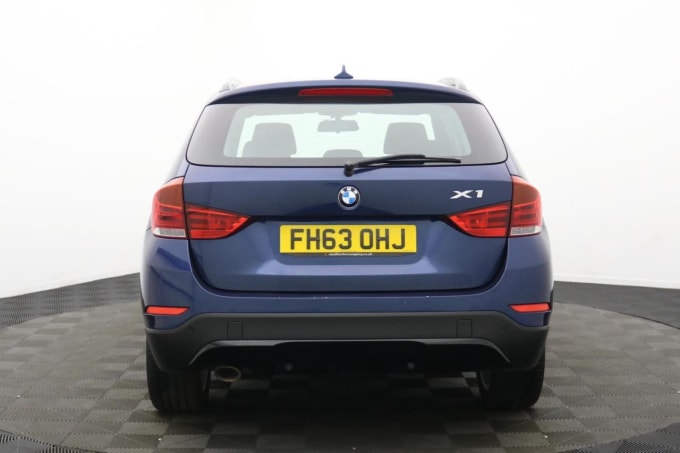2025 BMW X1