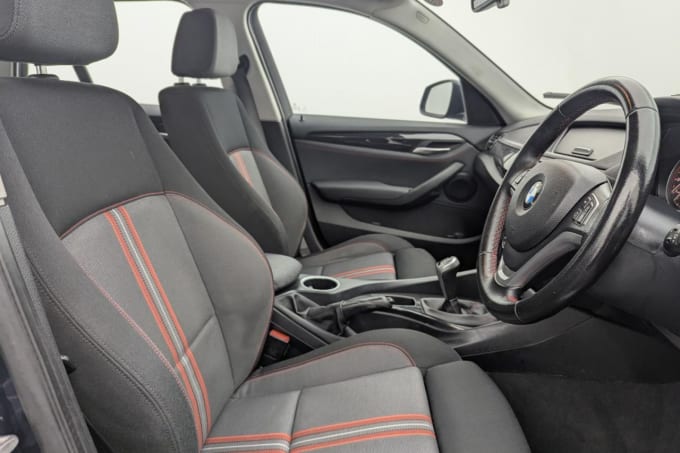 2025 BMW X1