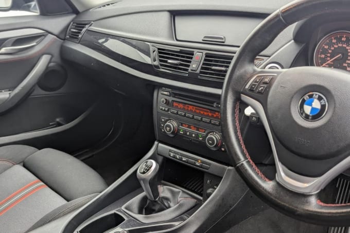 2025 BMW X1