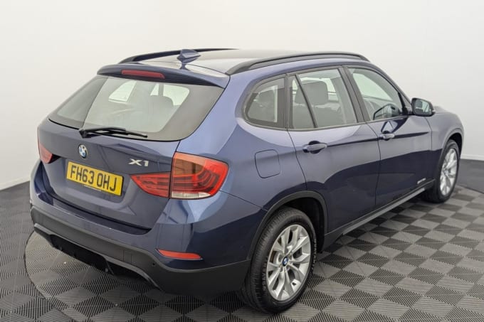 2025 BMW X1