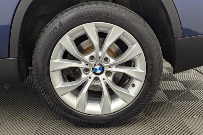 2025 BMW X1