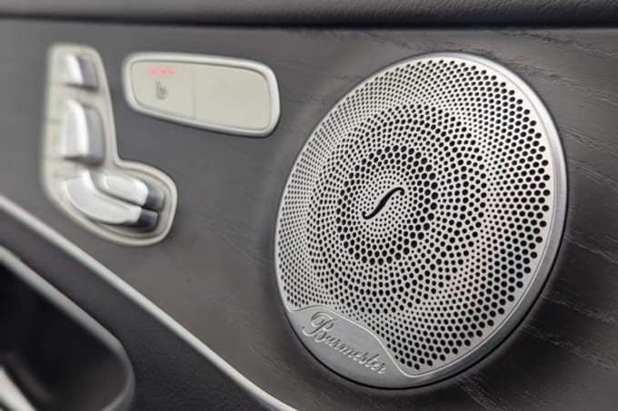 2025 Mercedes-benz Glc