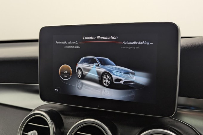 2025 Mercedes-benz Glc