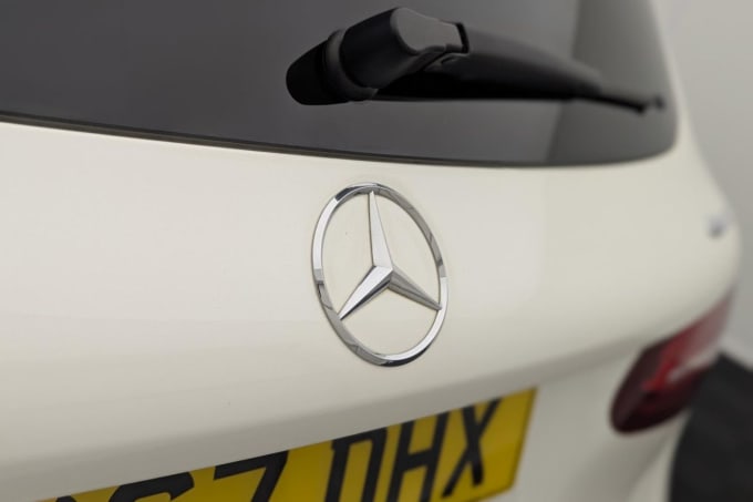2025 Mercedes-benz Glc