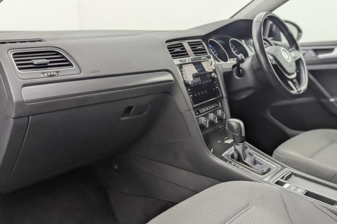 2025 Volkswagen E-golf